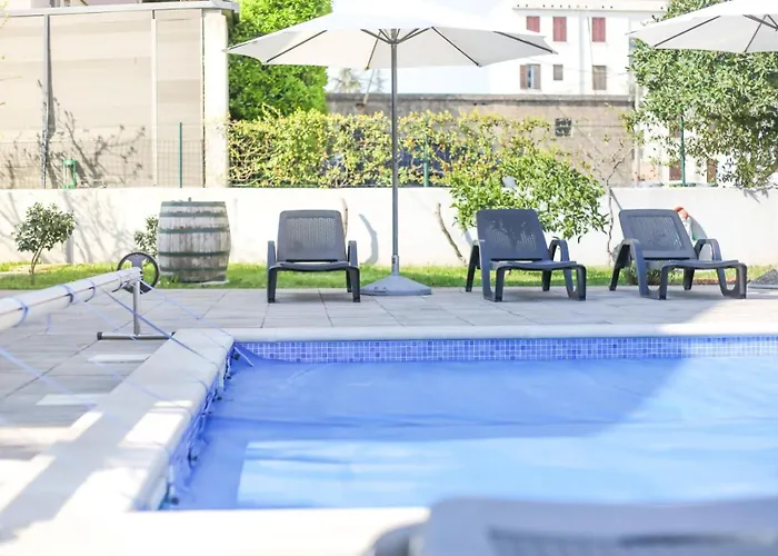 Apartamento Pool House Luka *