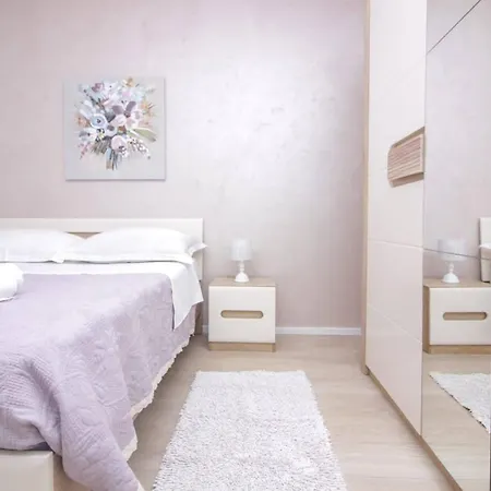 Apartman Pool House Luka