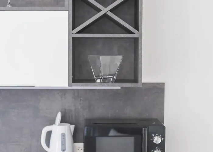 Pool House Luka شقة زادار